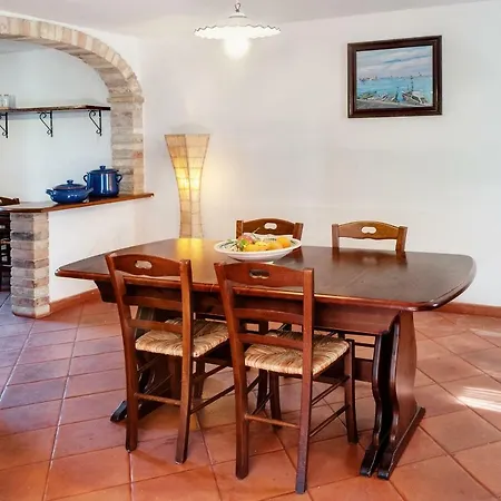 Nyaraló Casa Cristina *